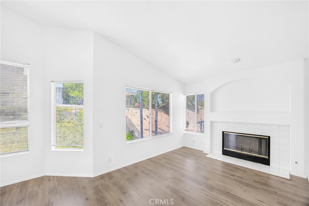 476 Somerset Cir