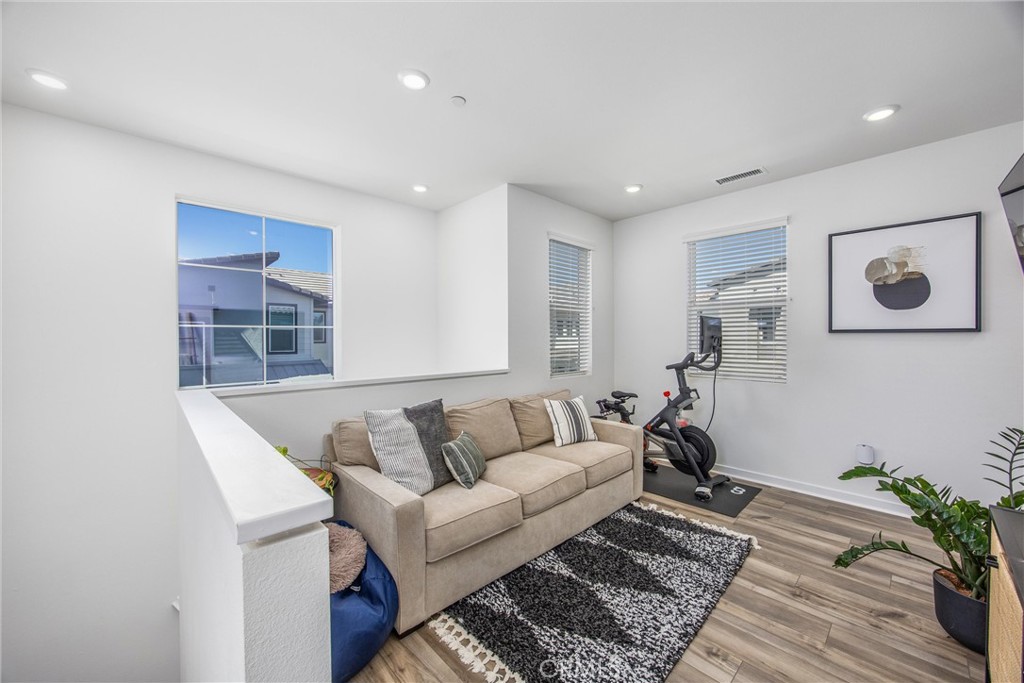 4036 Shada Ln