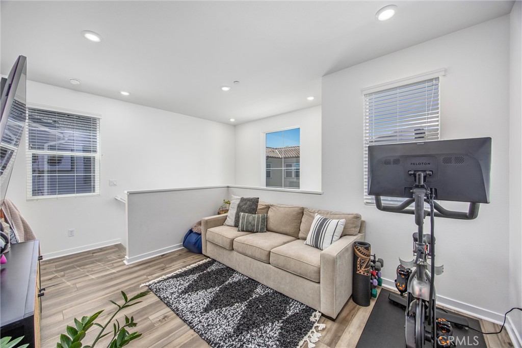 4036 Shada Ln