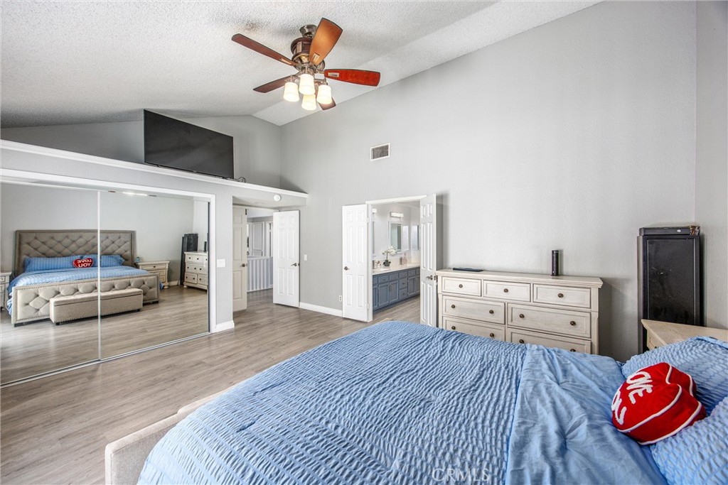7729 Calle Bresca