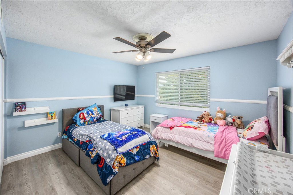 7729 Calle Bresca