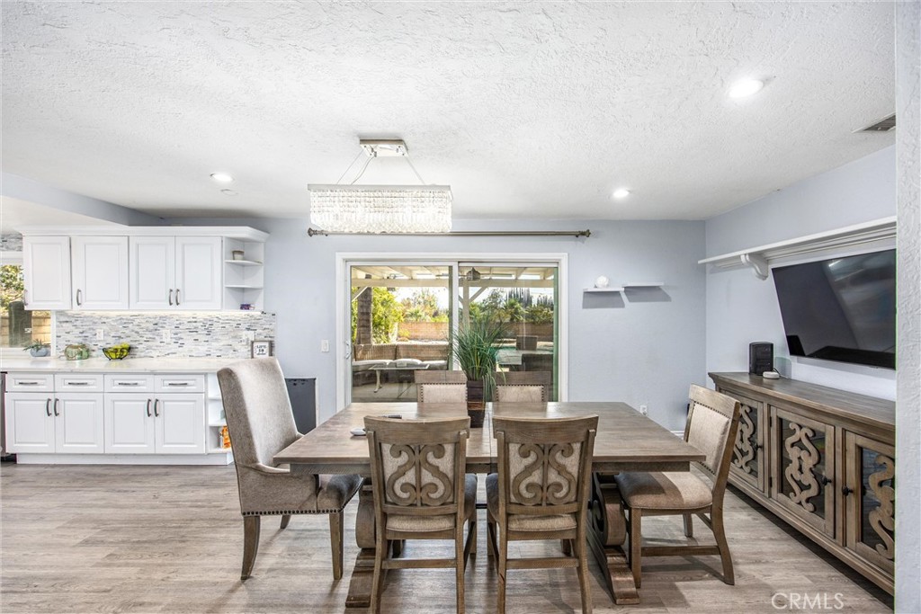 7729 Calle Bresca