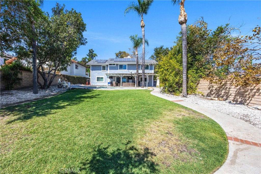 7729 Calle Bresca