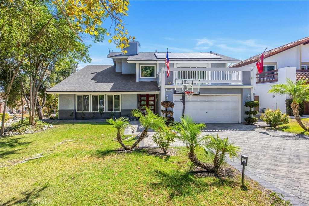 7729 Calle Bresca