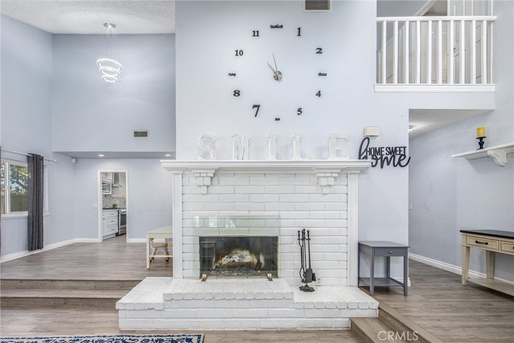 7729 Calle Bresca