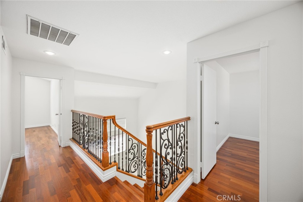 921 Blossomcreek Ln