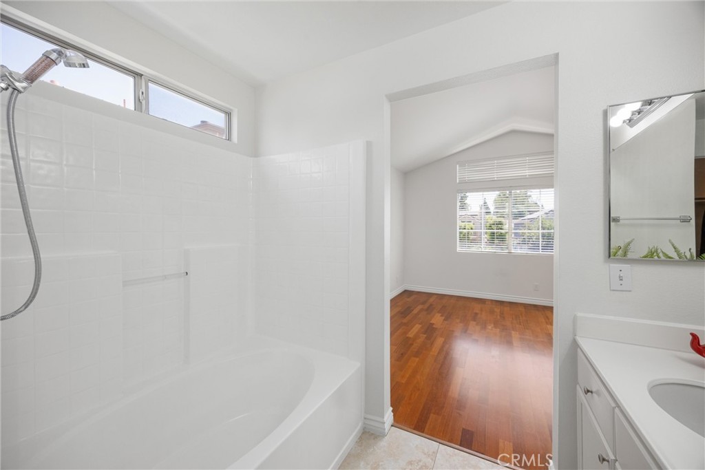 921 Blossomcreek Ln