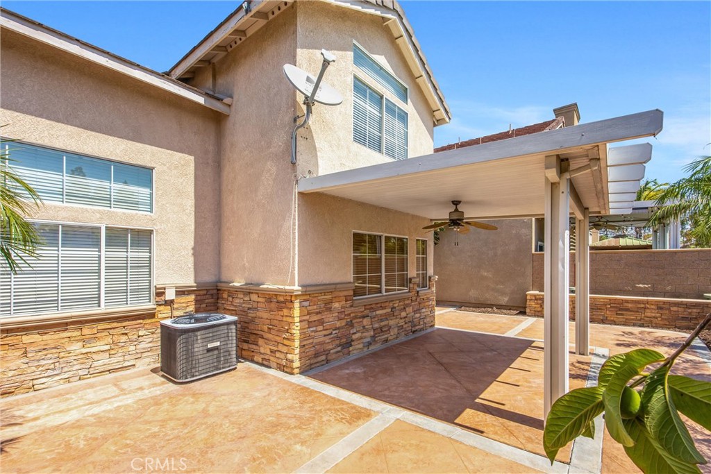 921 Blossomcreek Ln