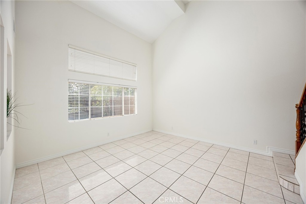 921 Blossomcreek Ln