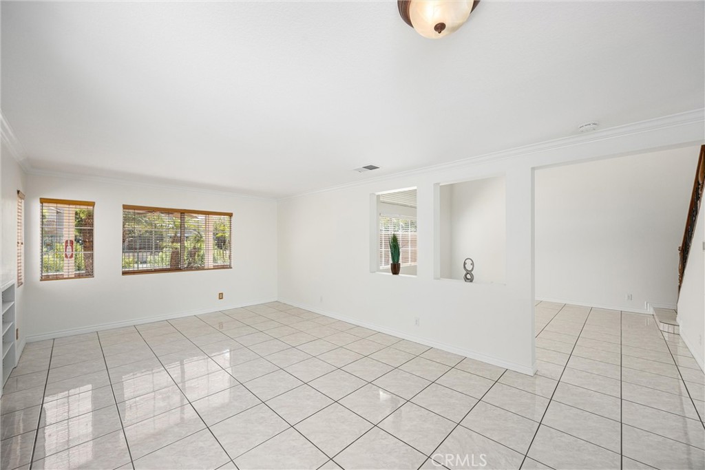 921 Blossomcreek Ln