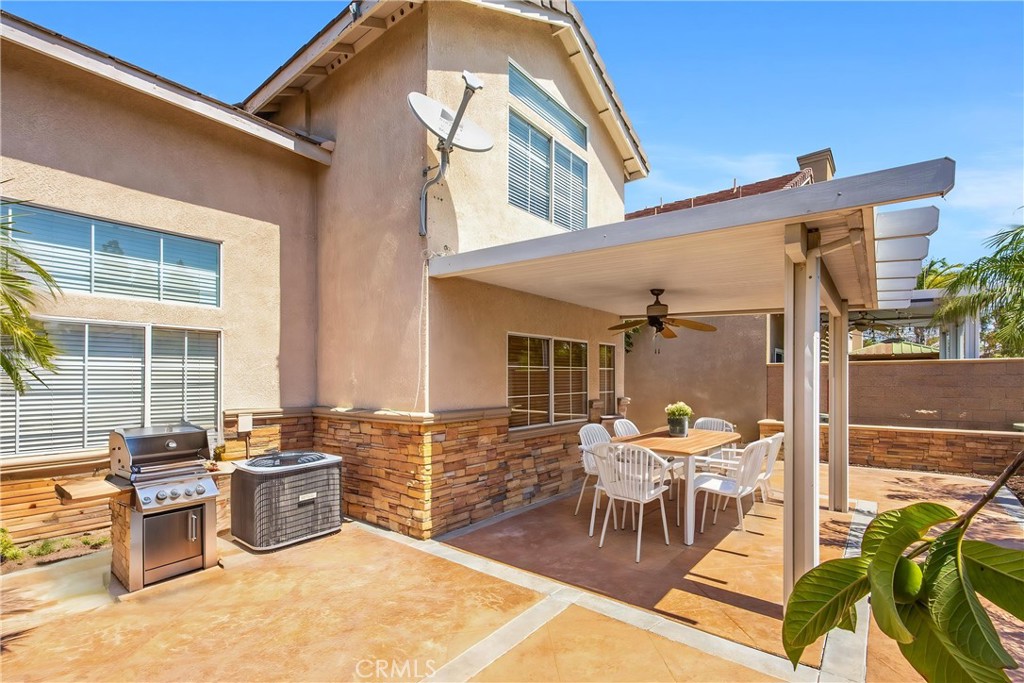 921 Blossomcreek Ln