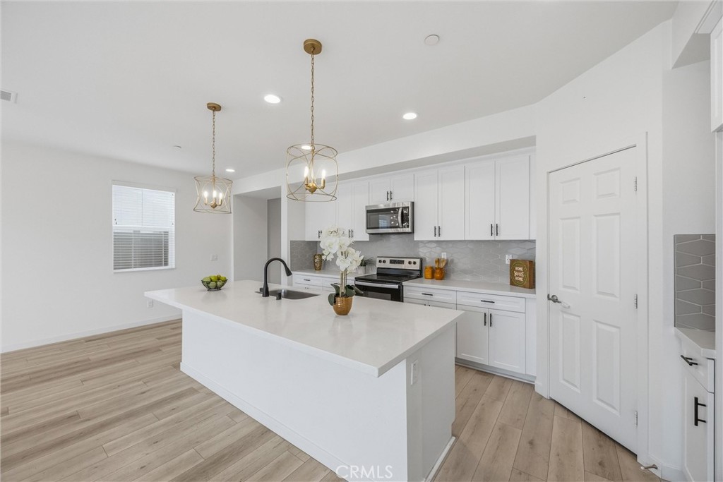 4247 Bravado Ct Court
