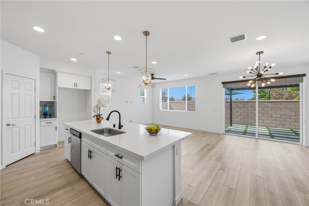 4247 Bravado Ct Court