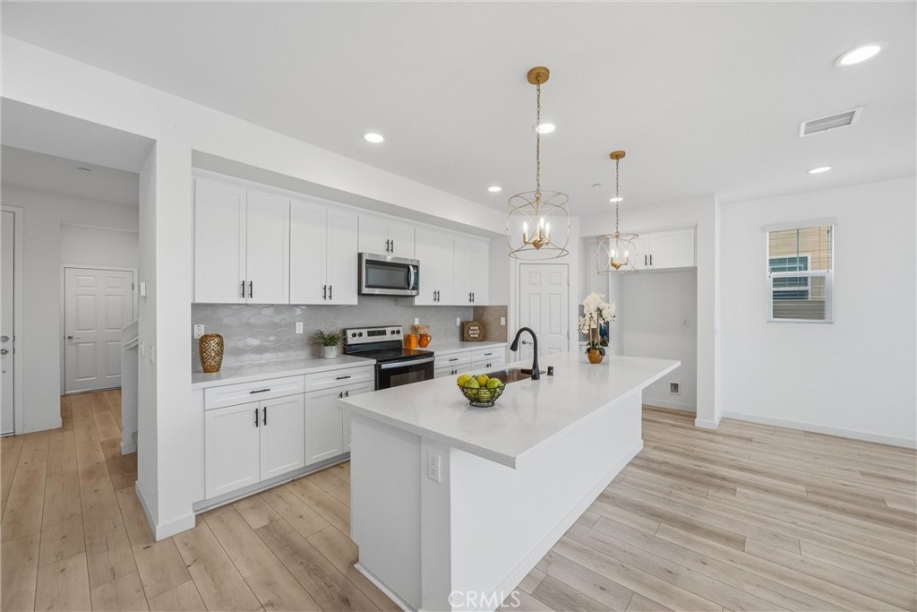 4247 Bravado Ct Court