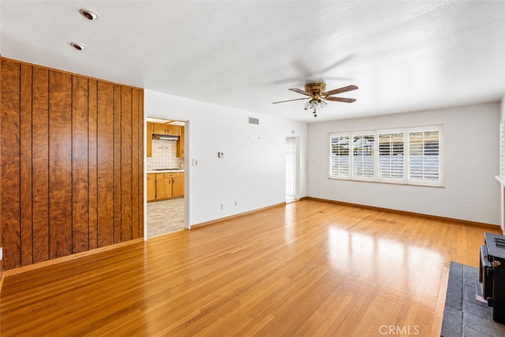 6730 Montclair Dr