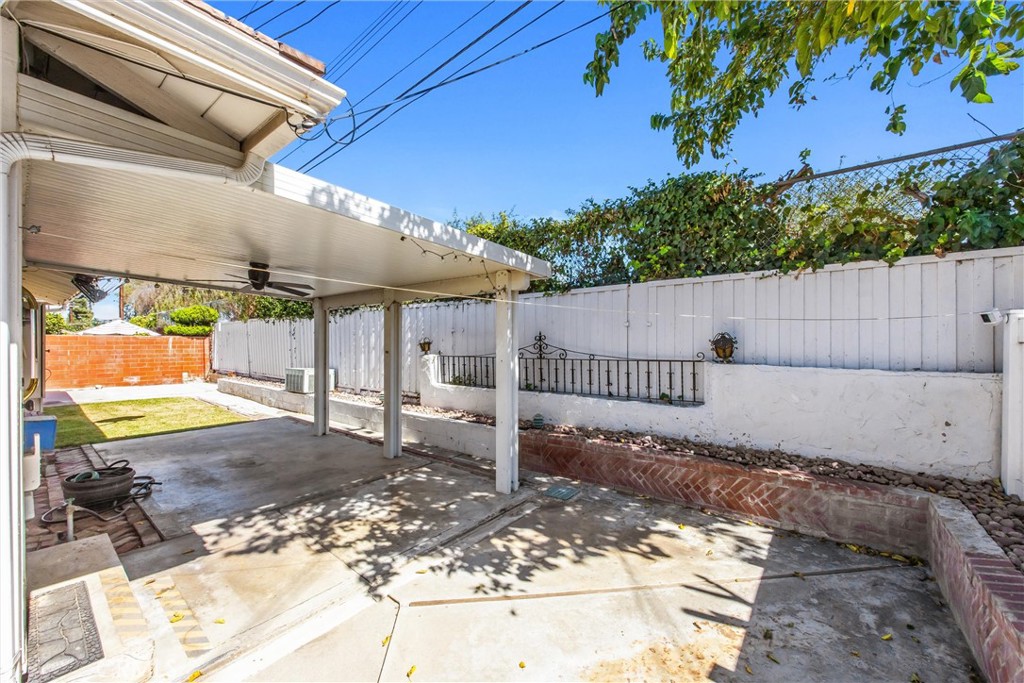 6730 Montclair Dr