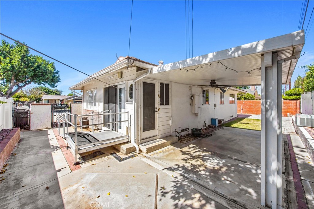 6730 Montclair Dr