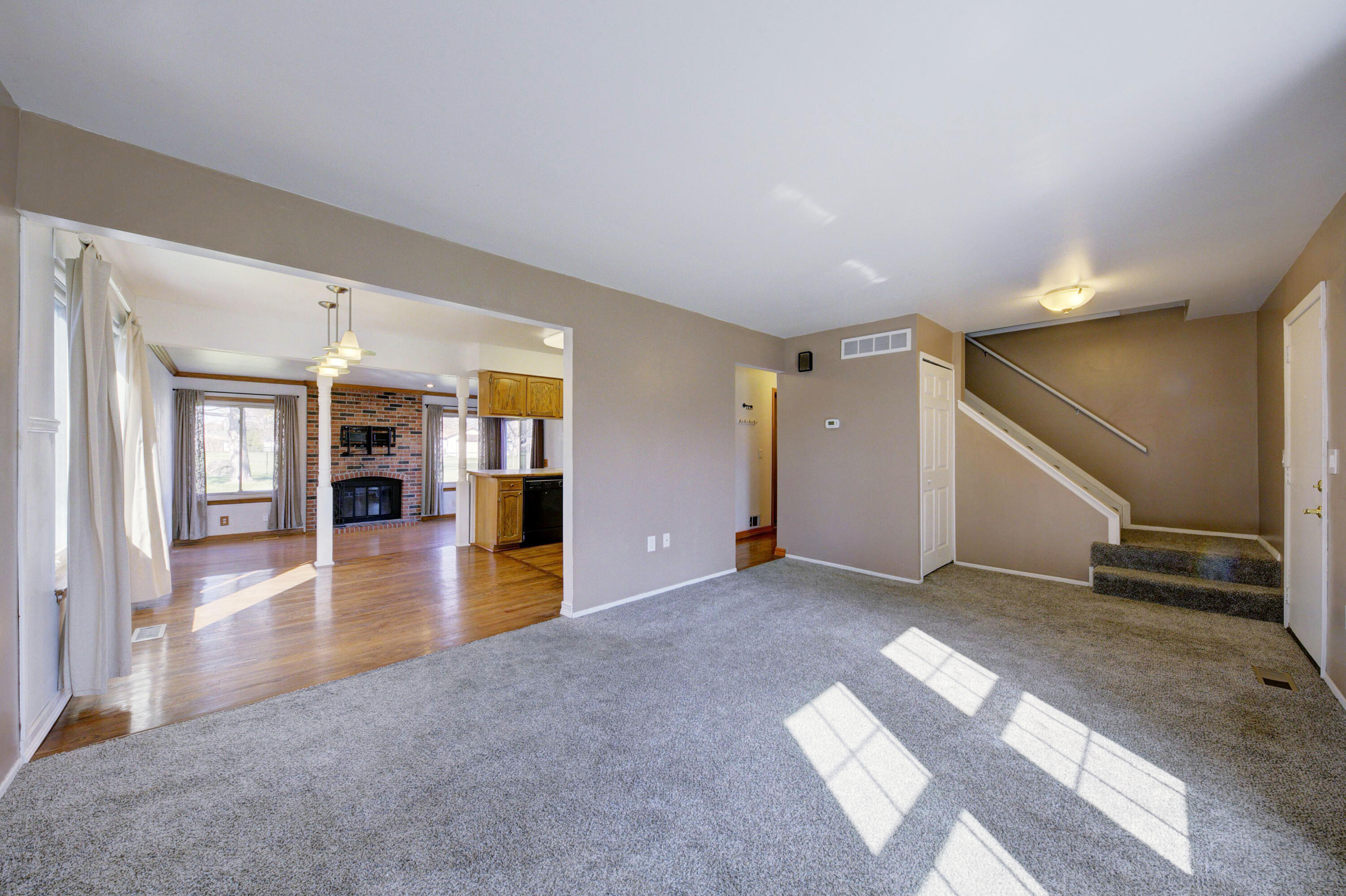1200 Hampshire Drive