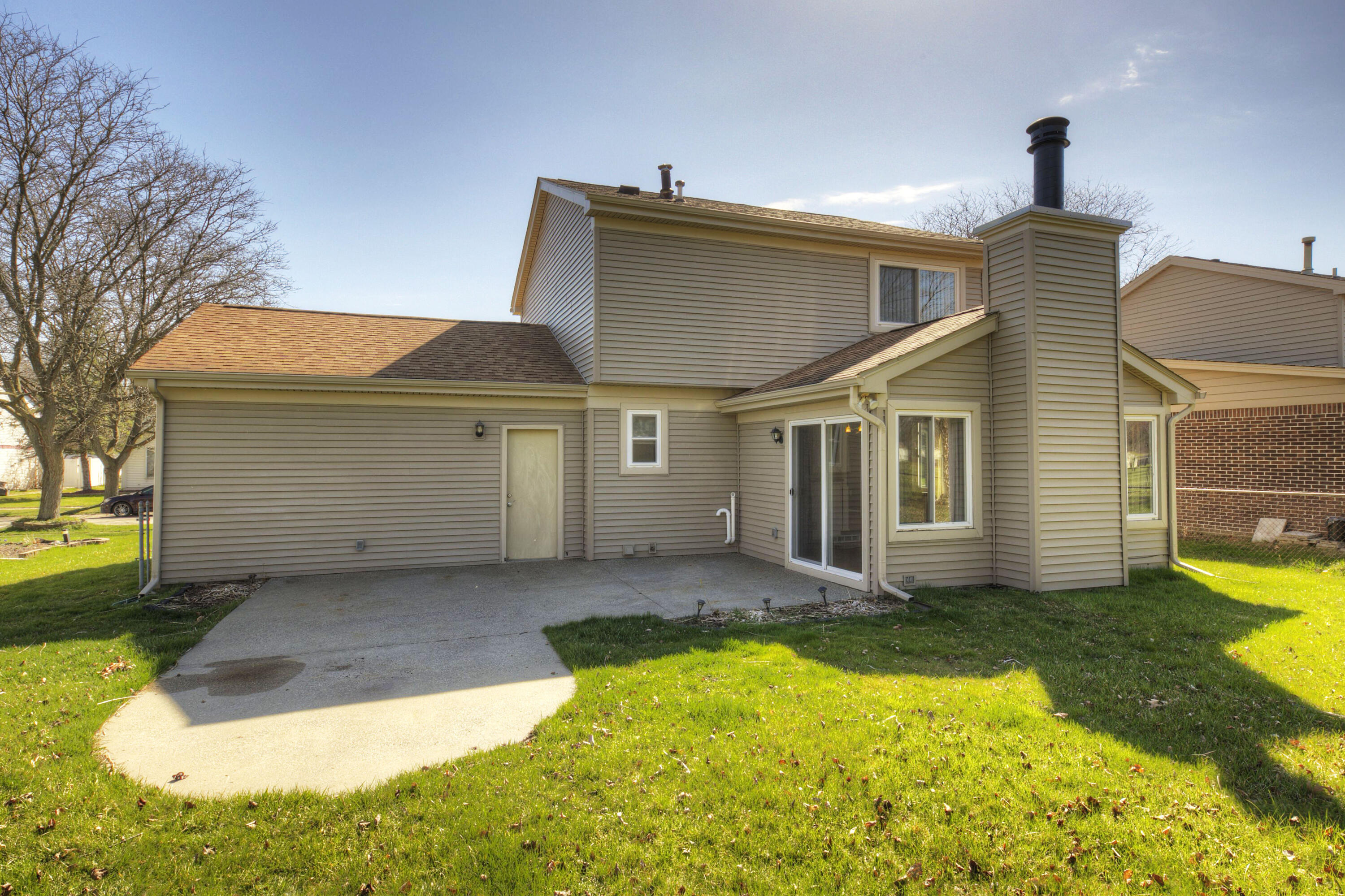 1200 Hampshire Drive