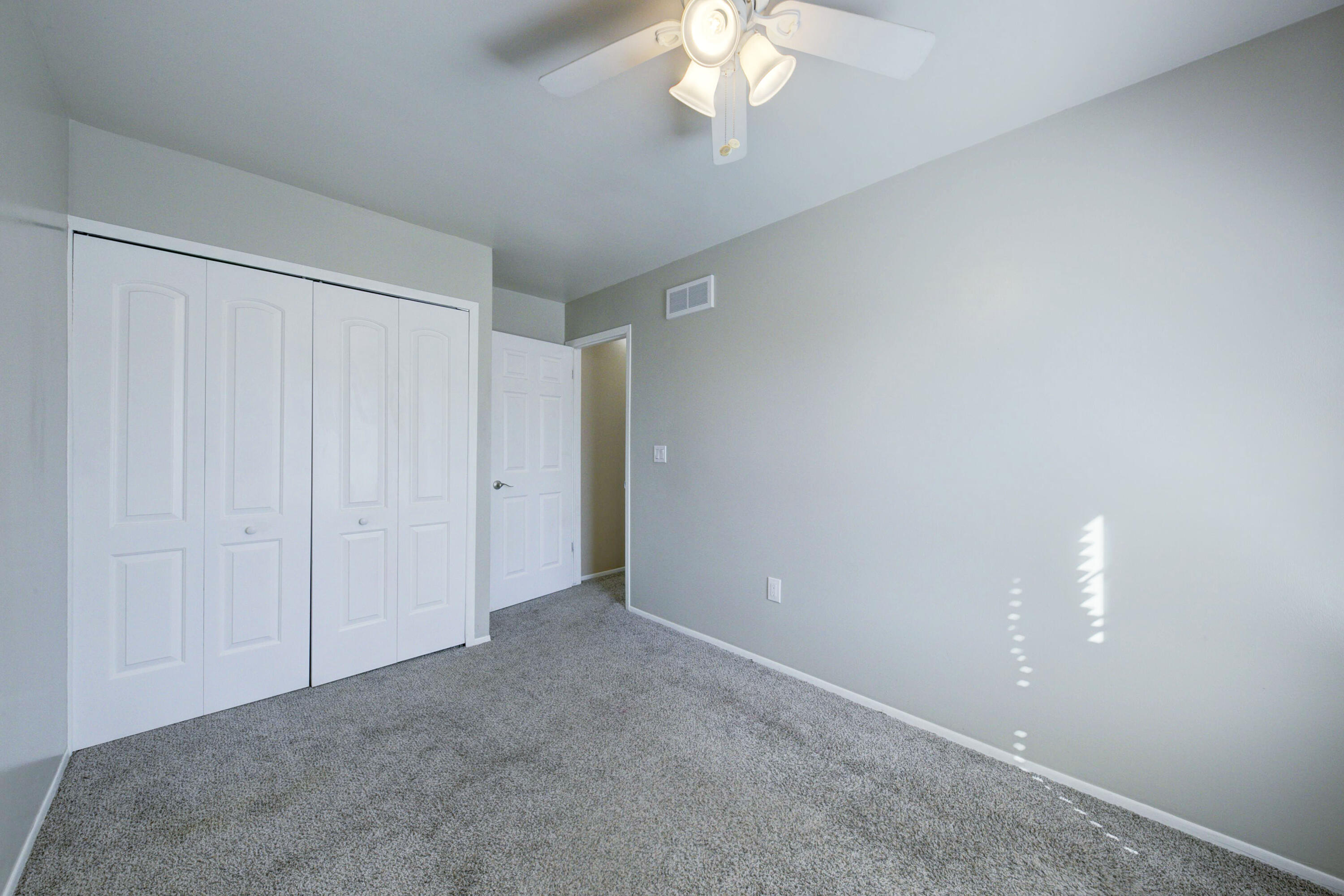 1200 Hampshire Drive