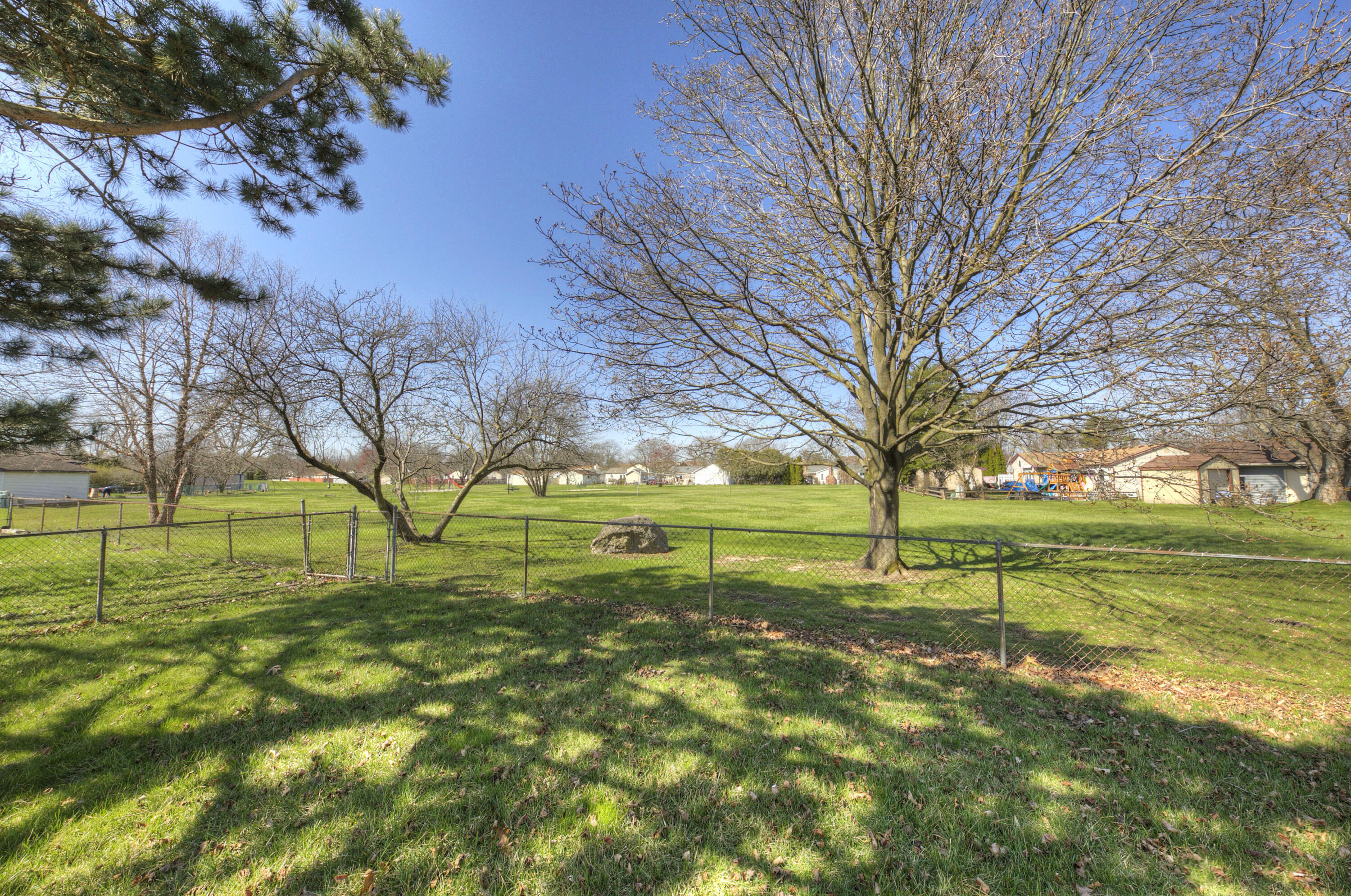 1200 Hampshire Drive
