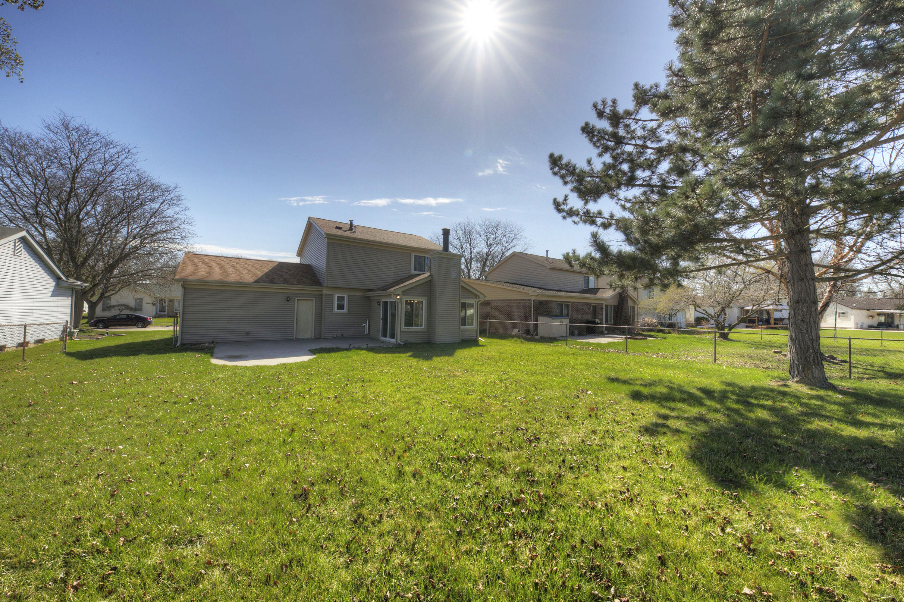 1200 Hampshire Drive