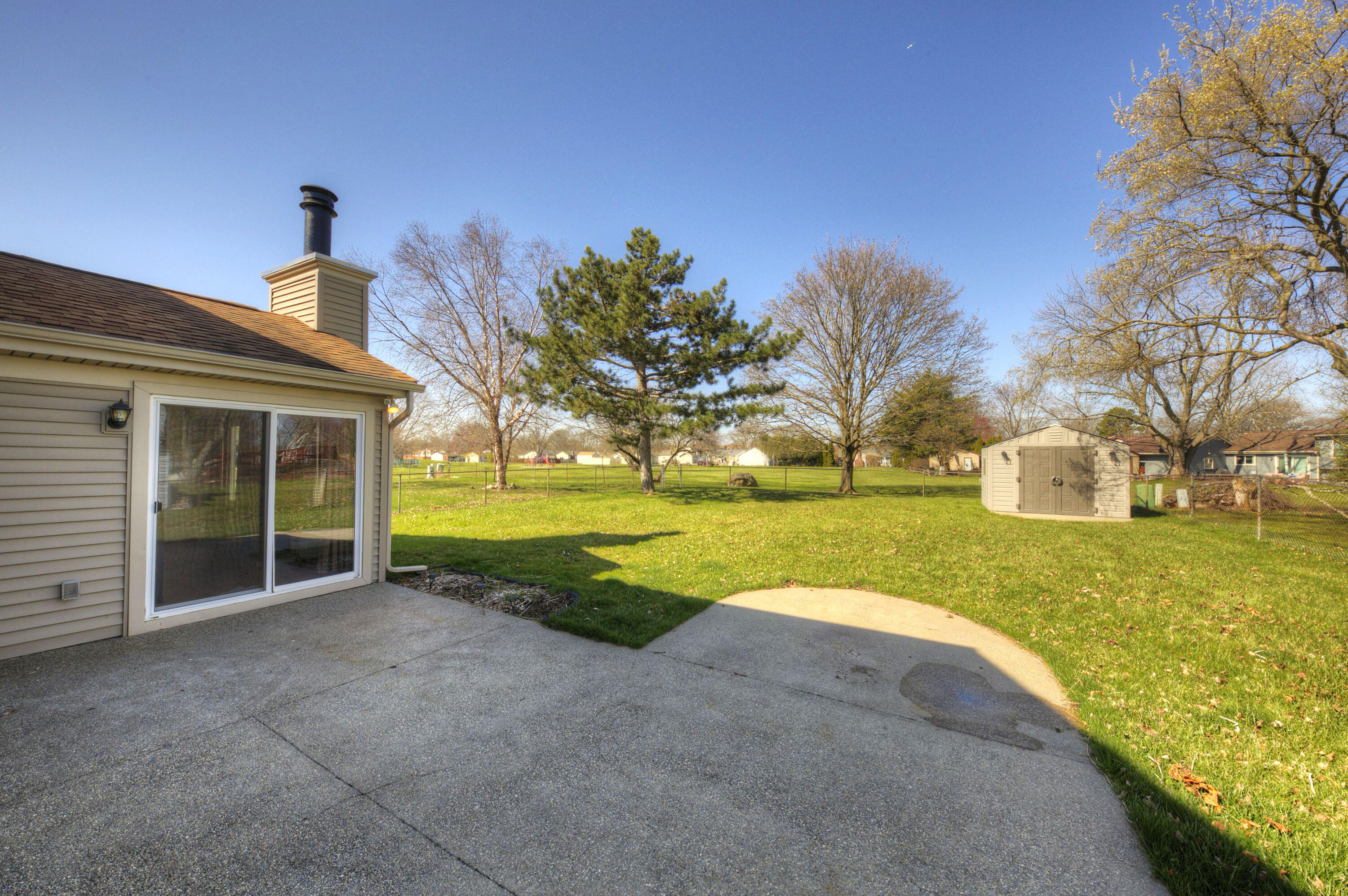 1200 Hampshire Drive