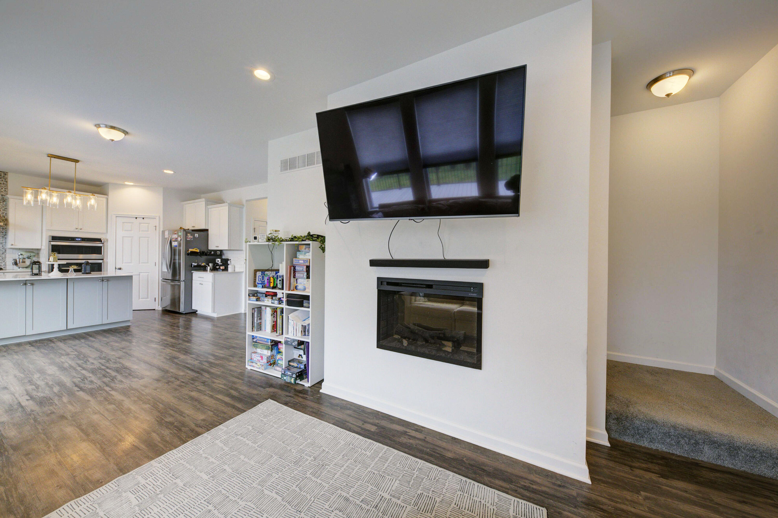 9118 White Tail Court