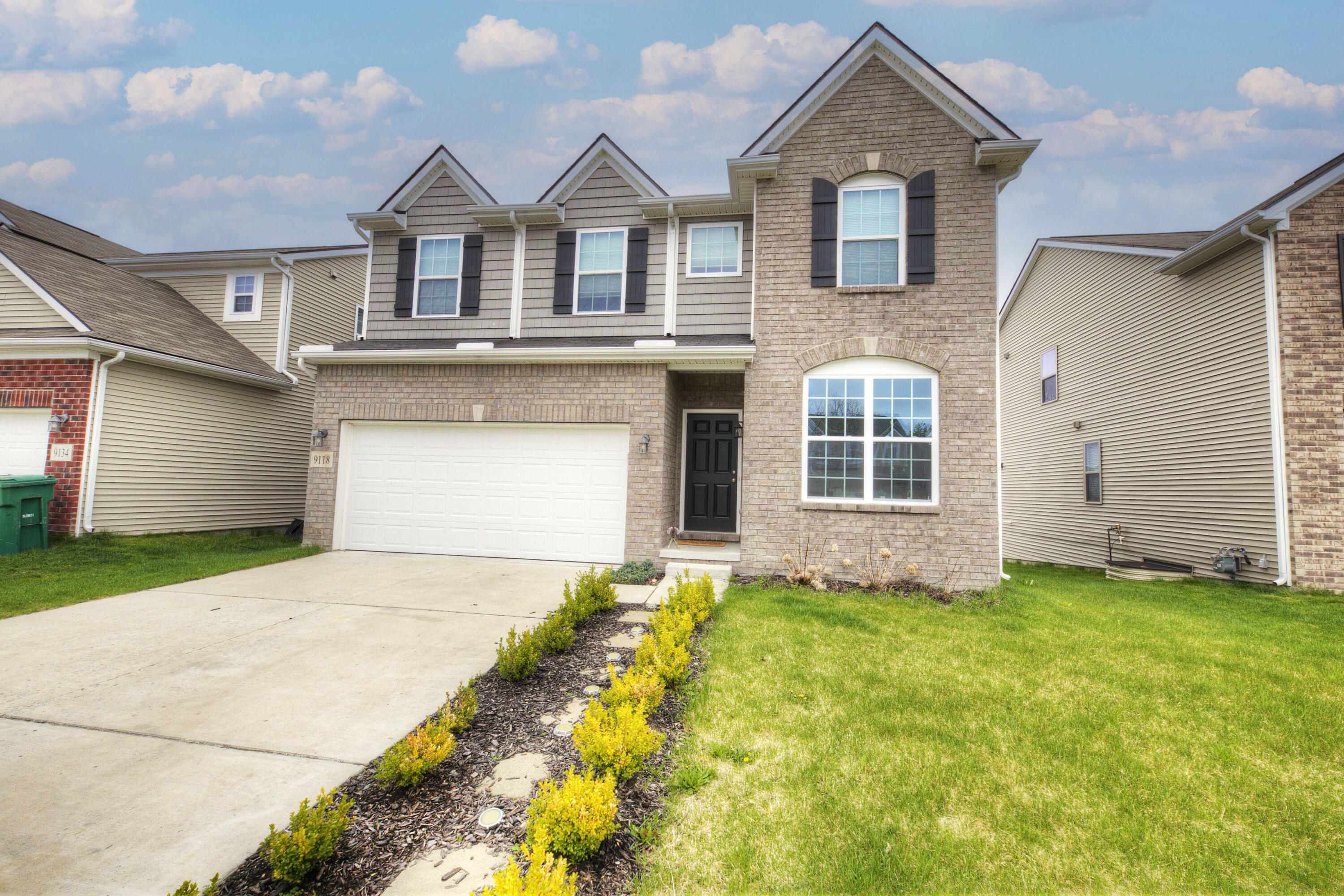 9118 White Tail Court