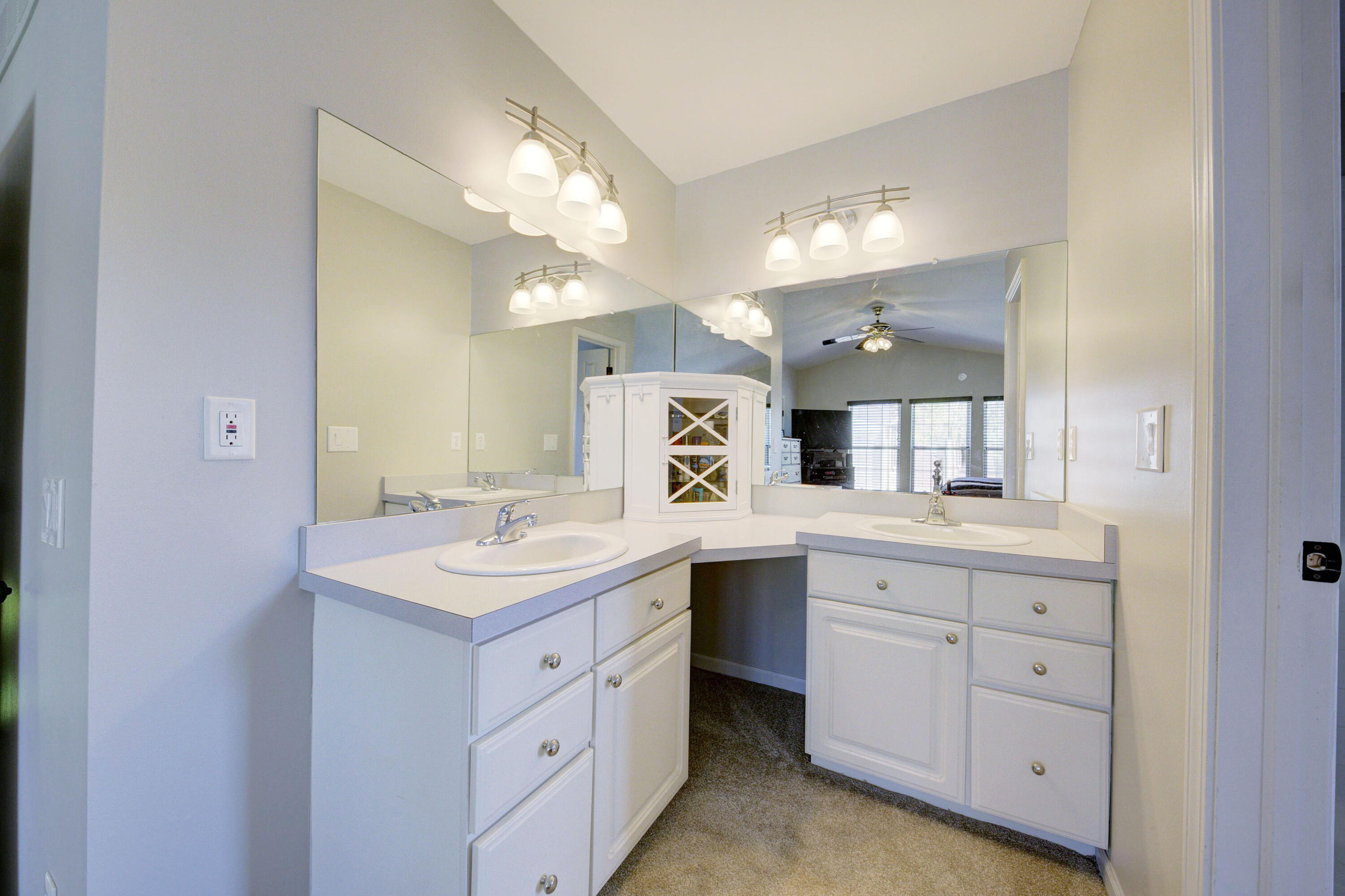 38360 Overbrook Lane