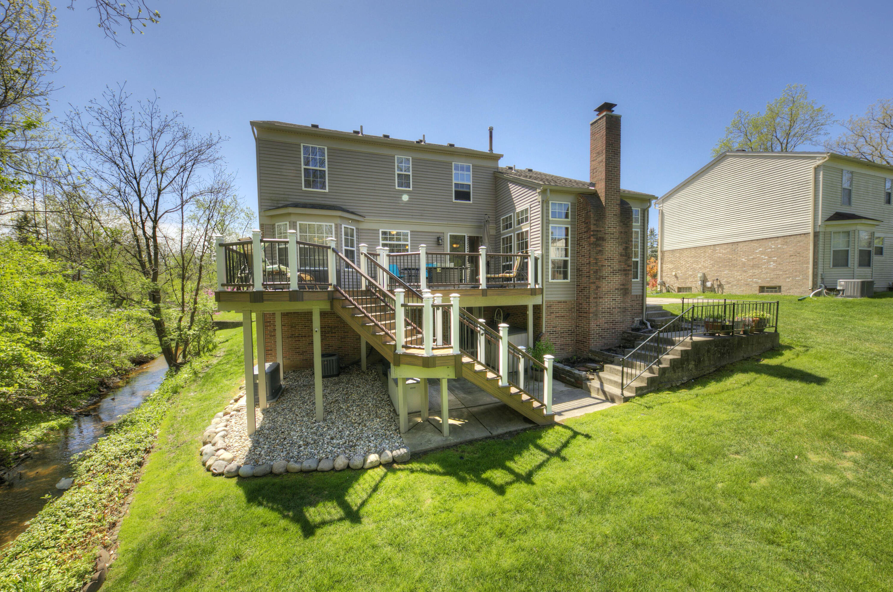 38360 Overbrook Lane