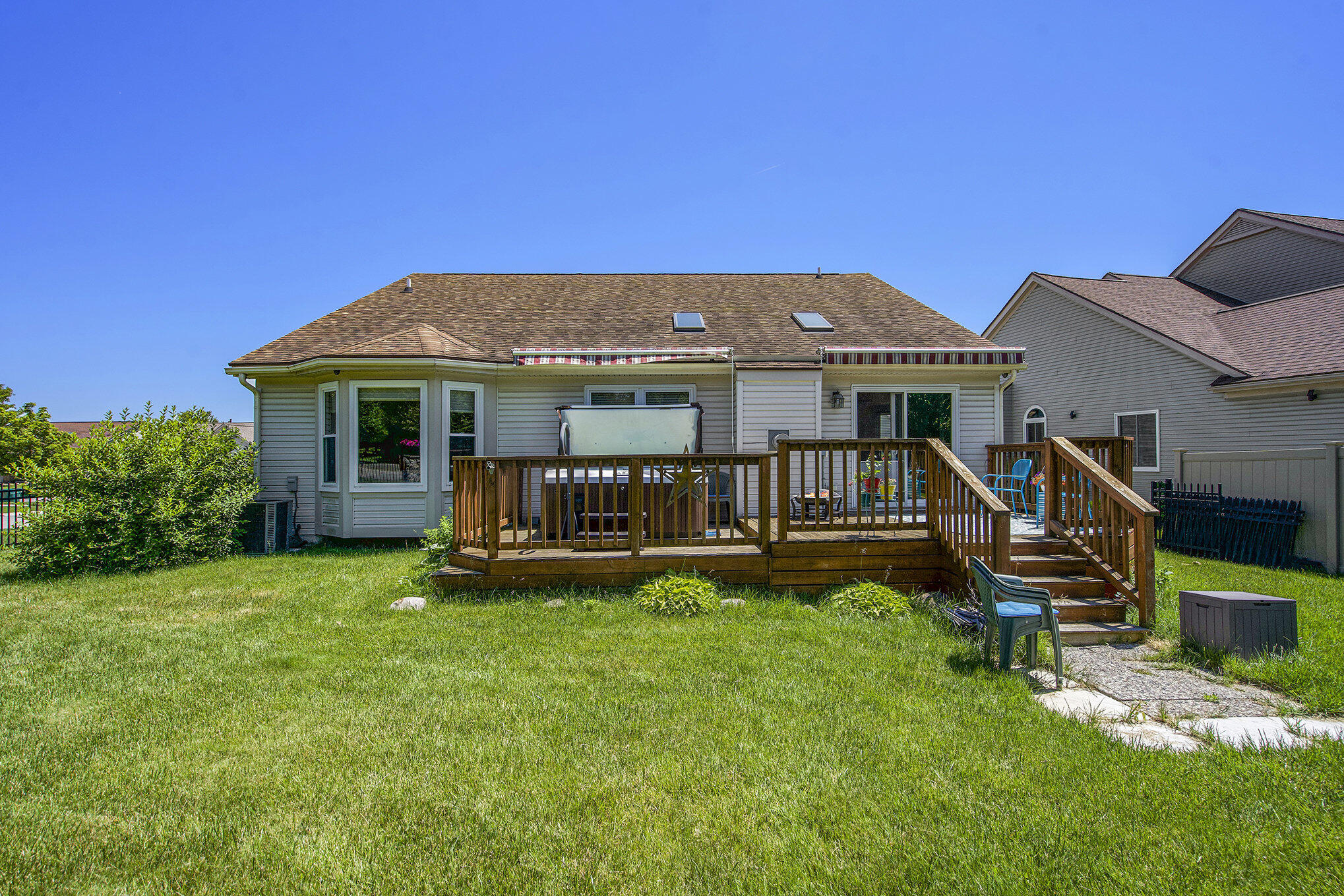 6604 W Summerdale Circle