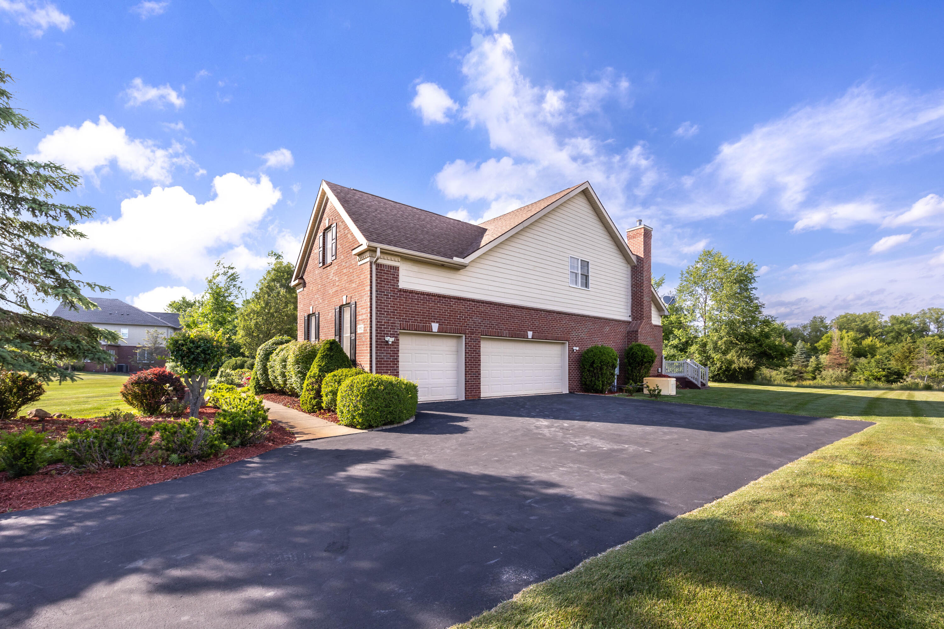 3552 Northbrooke Drive