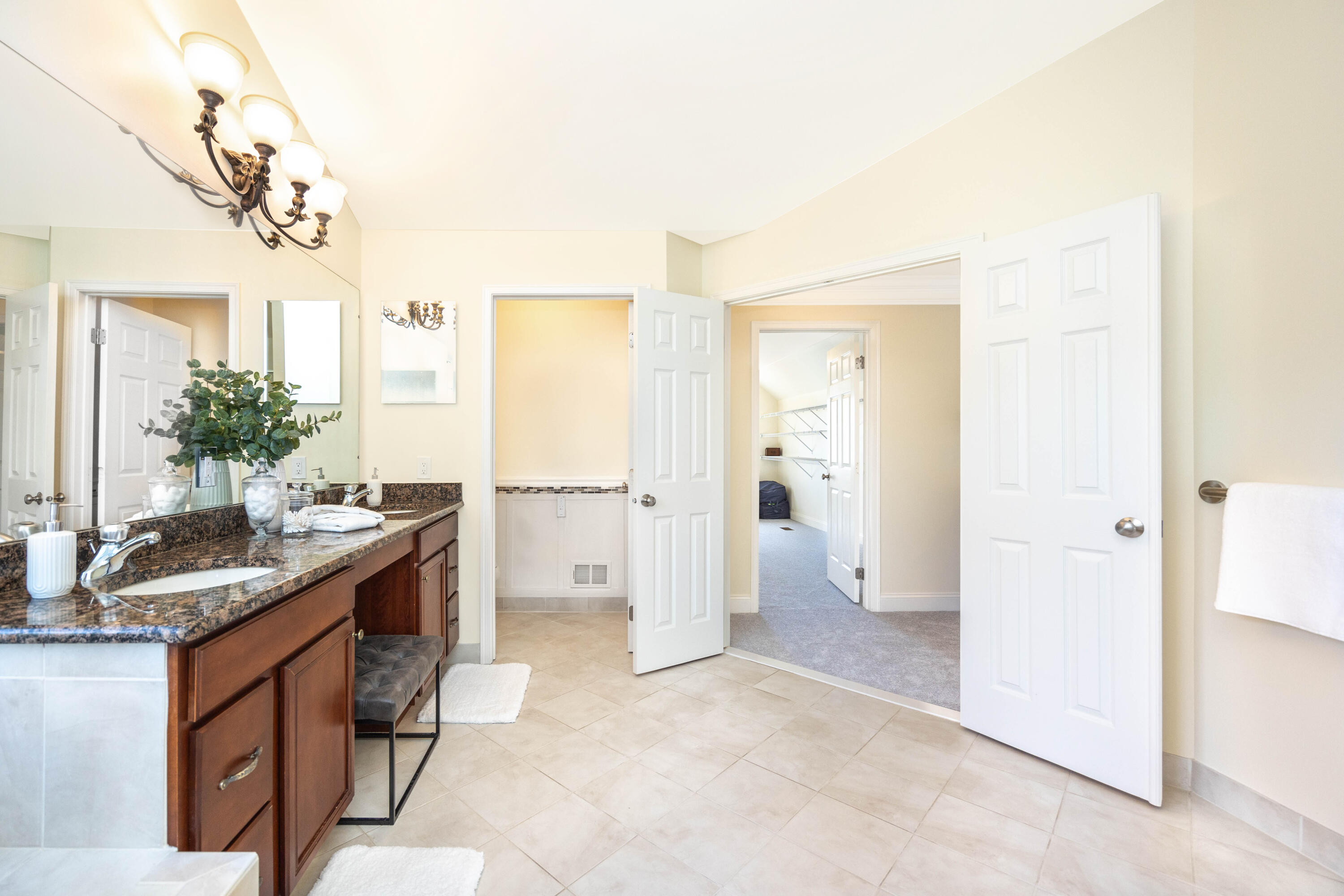 3552 Northbrooke Drive