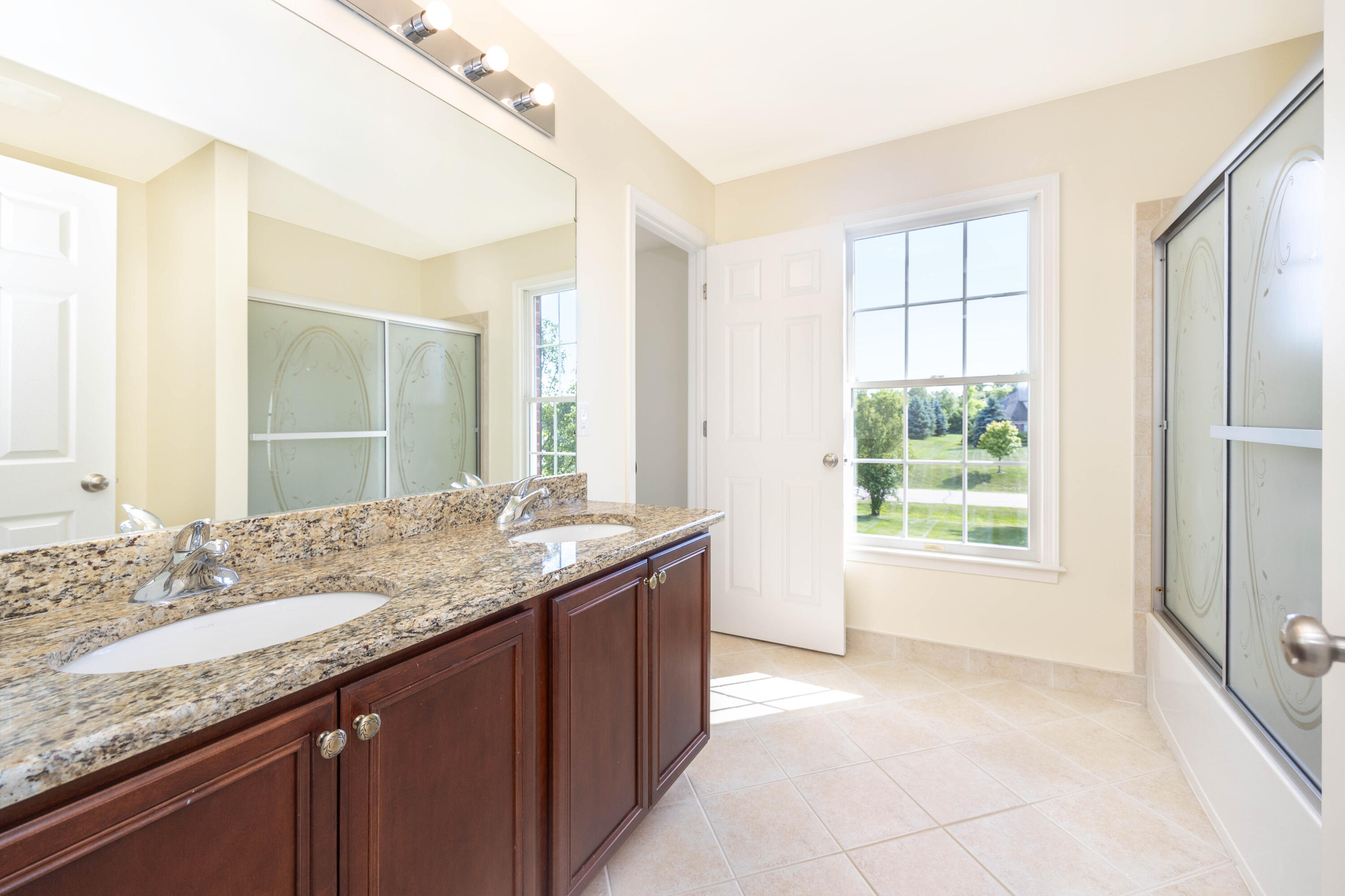 3552 Northbrooke Drive