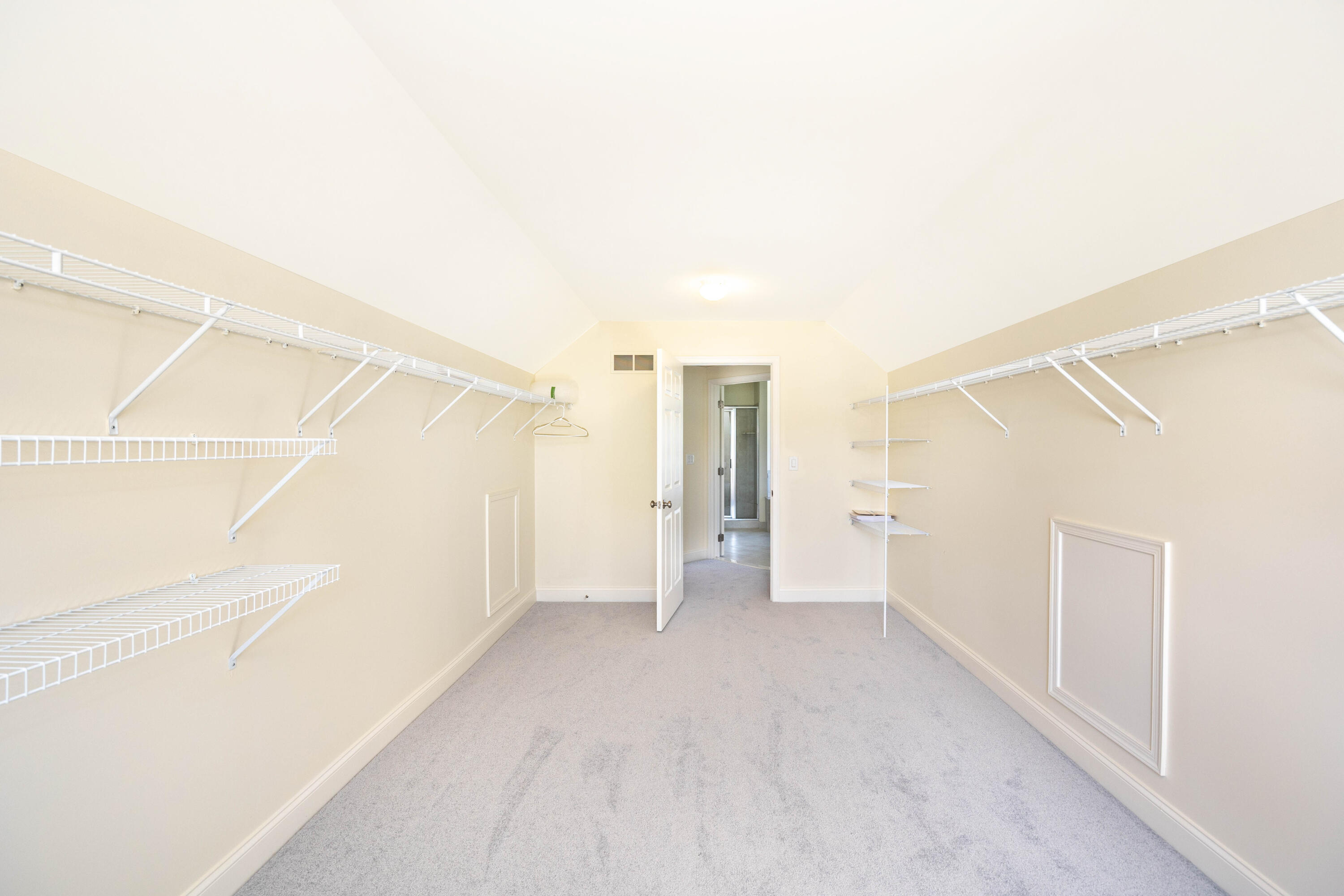 3552 Northbrooke Drive