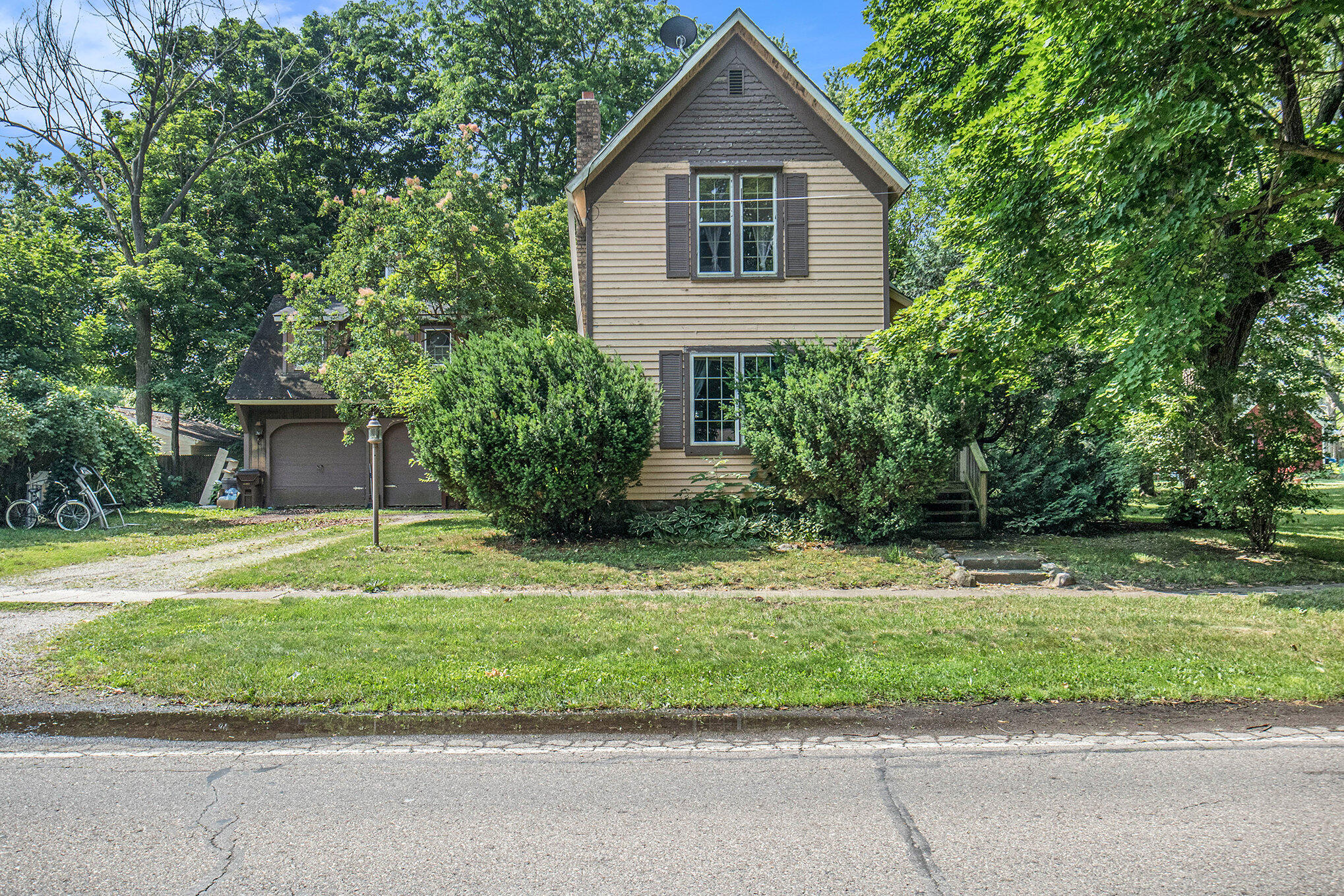434 E Main Street