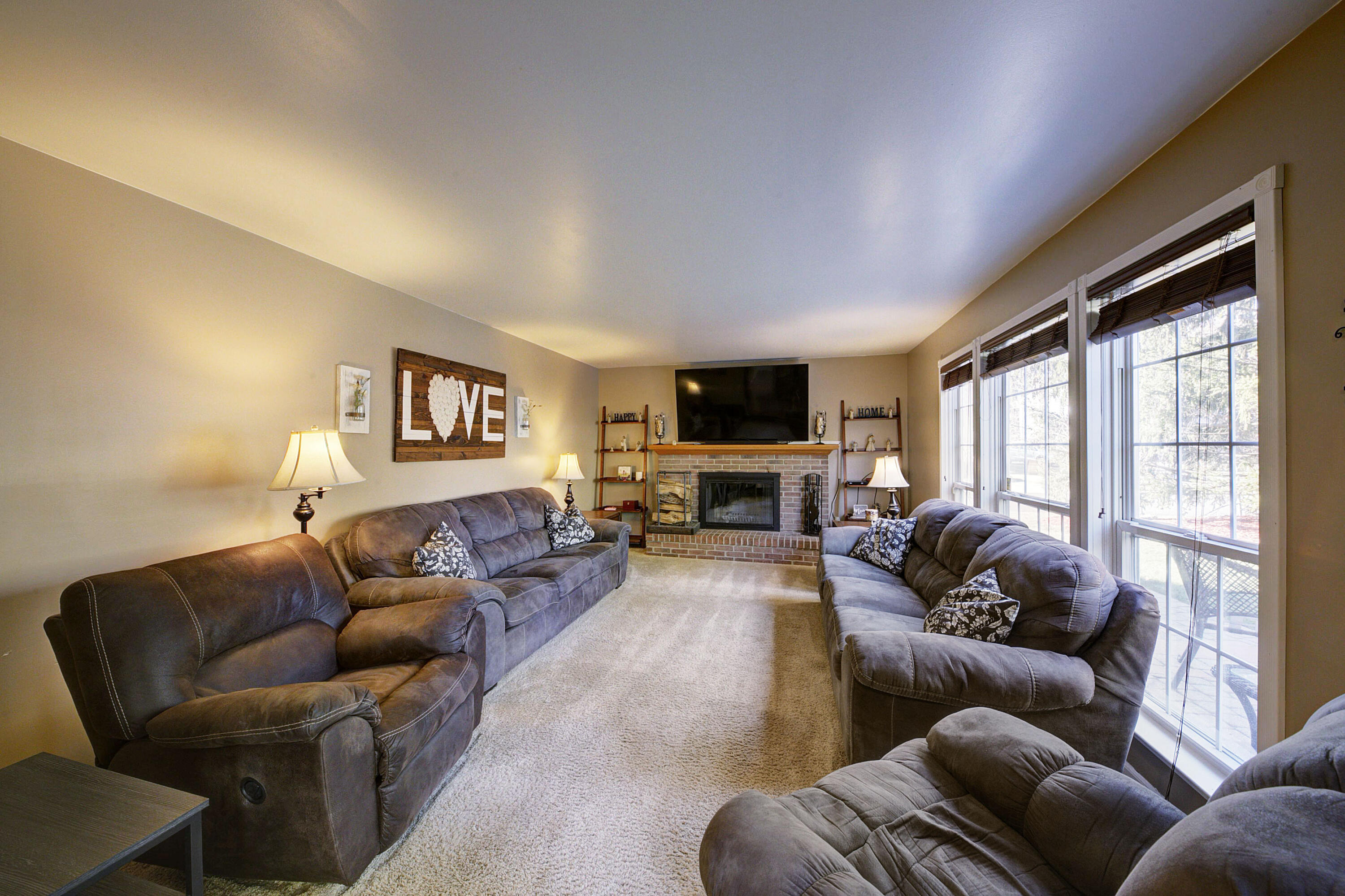 38210 Overbrook Lane