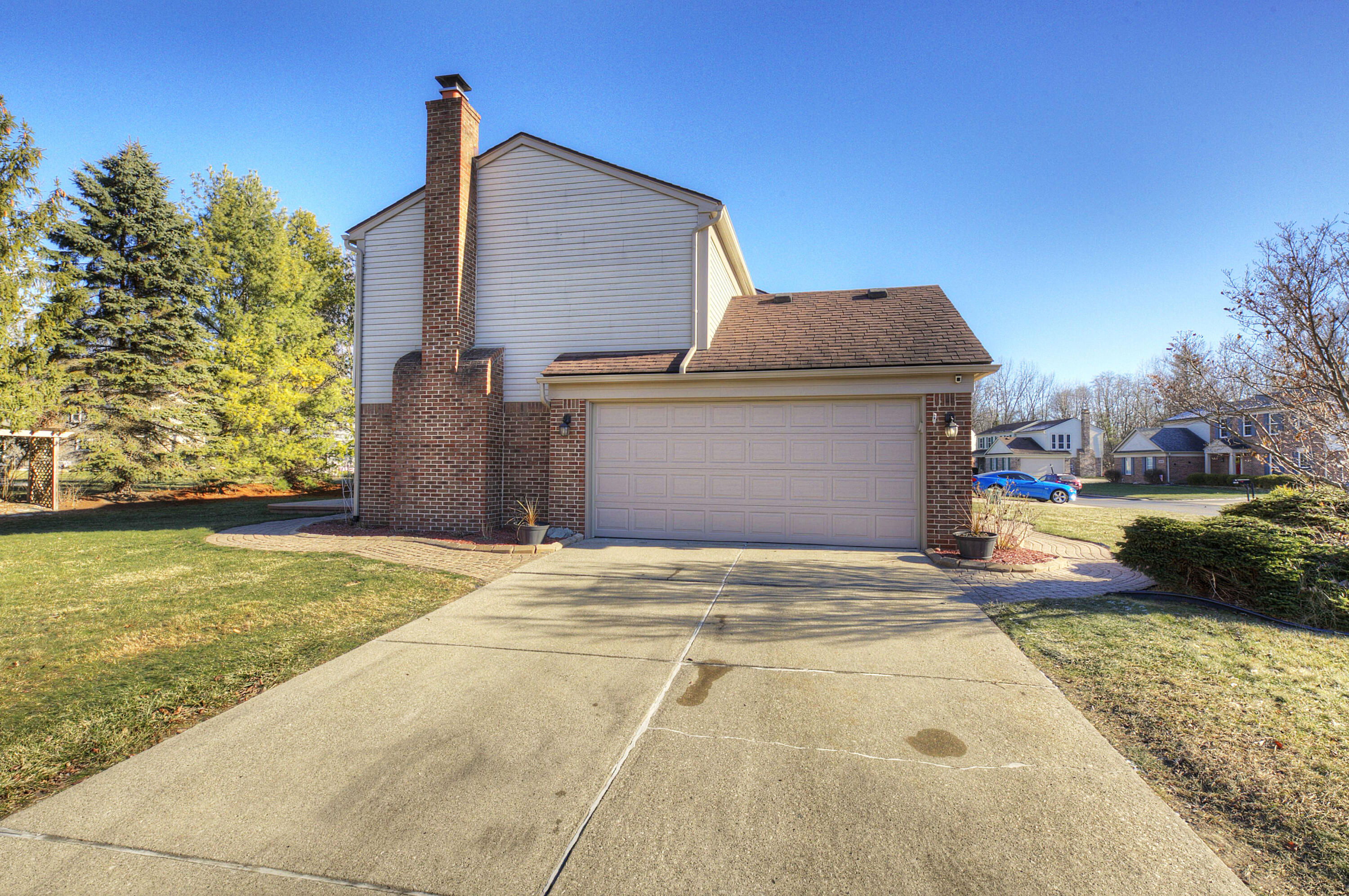 38210 Overbrook Lane