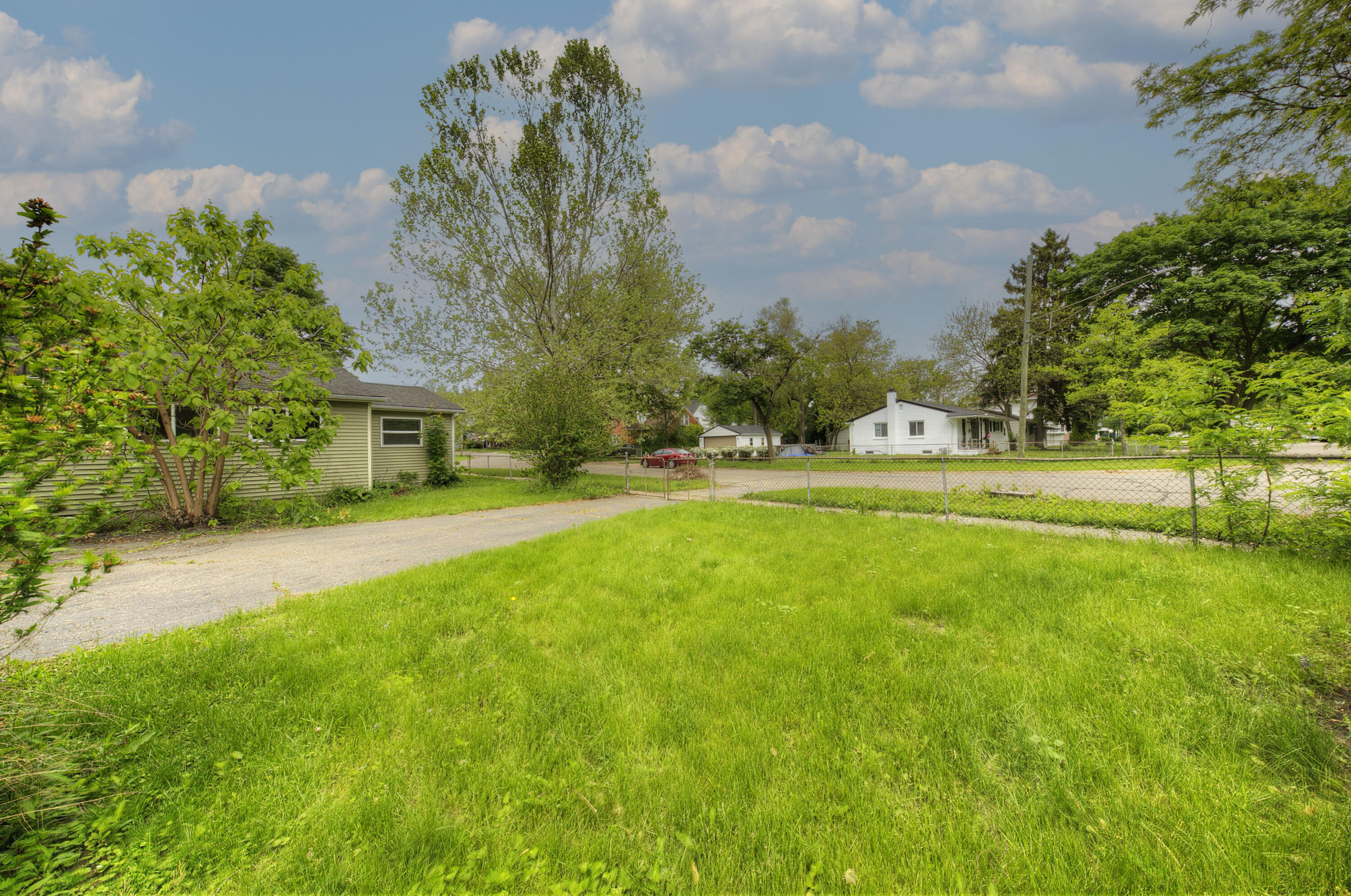 405 Ainsworth Circle