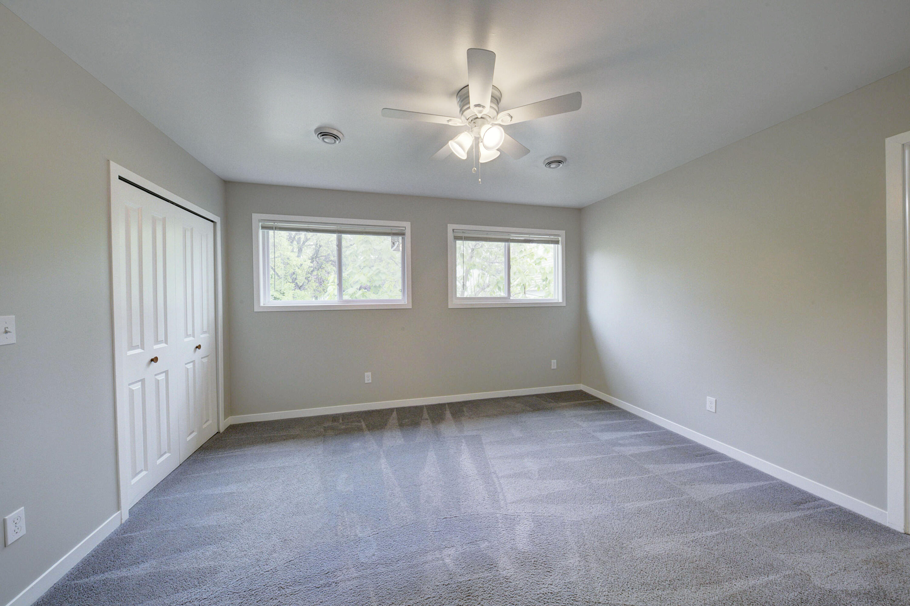 405 Ainsworth Circle