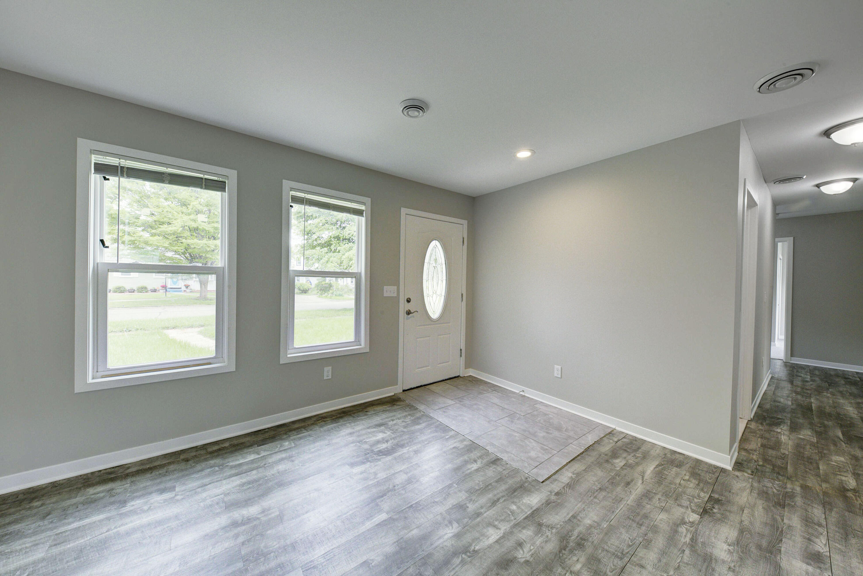 405 Ainsworth Circle