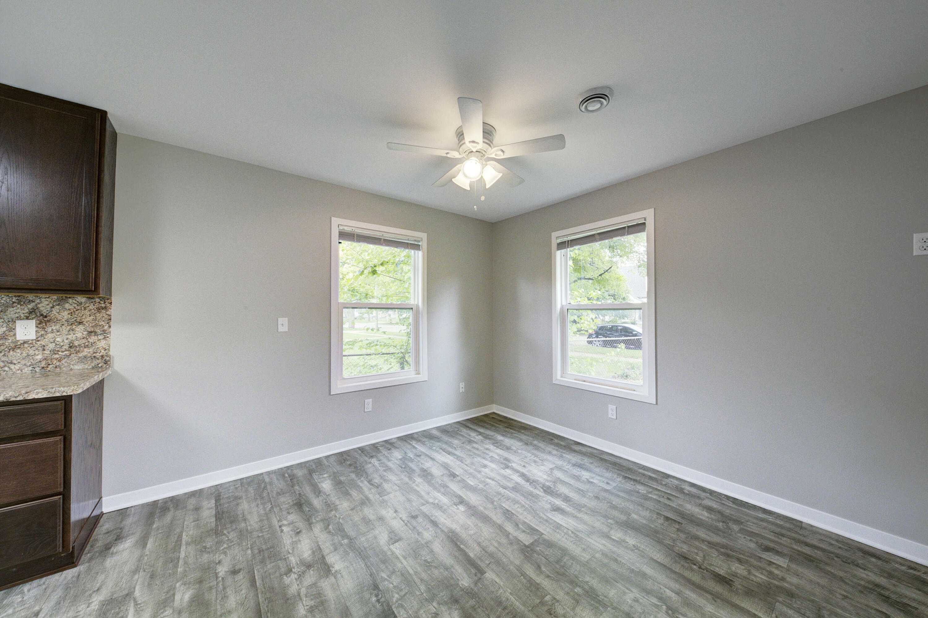 405 Ainsworth Circle