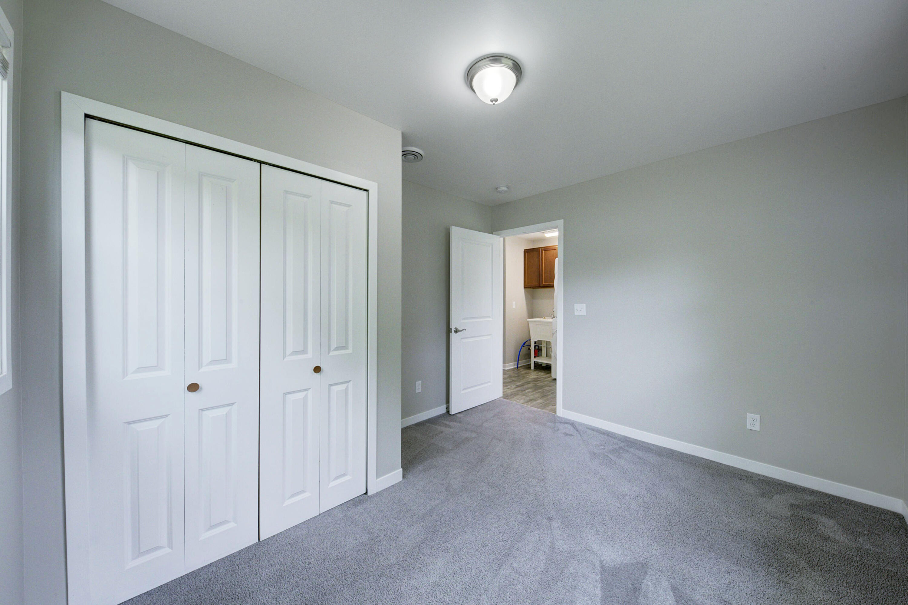 405 Ainsworth Circle