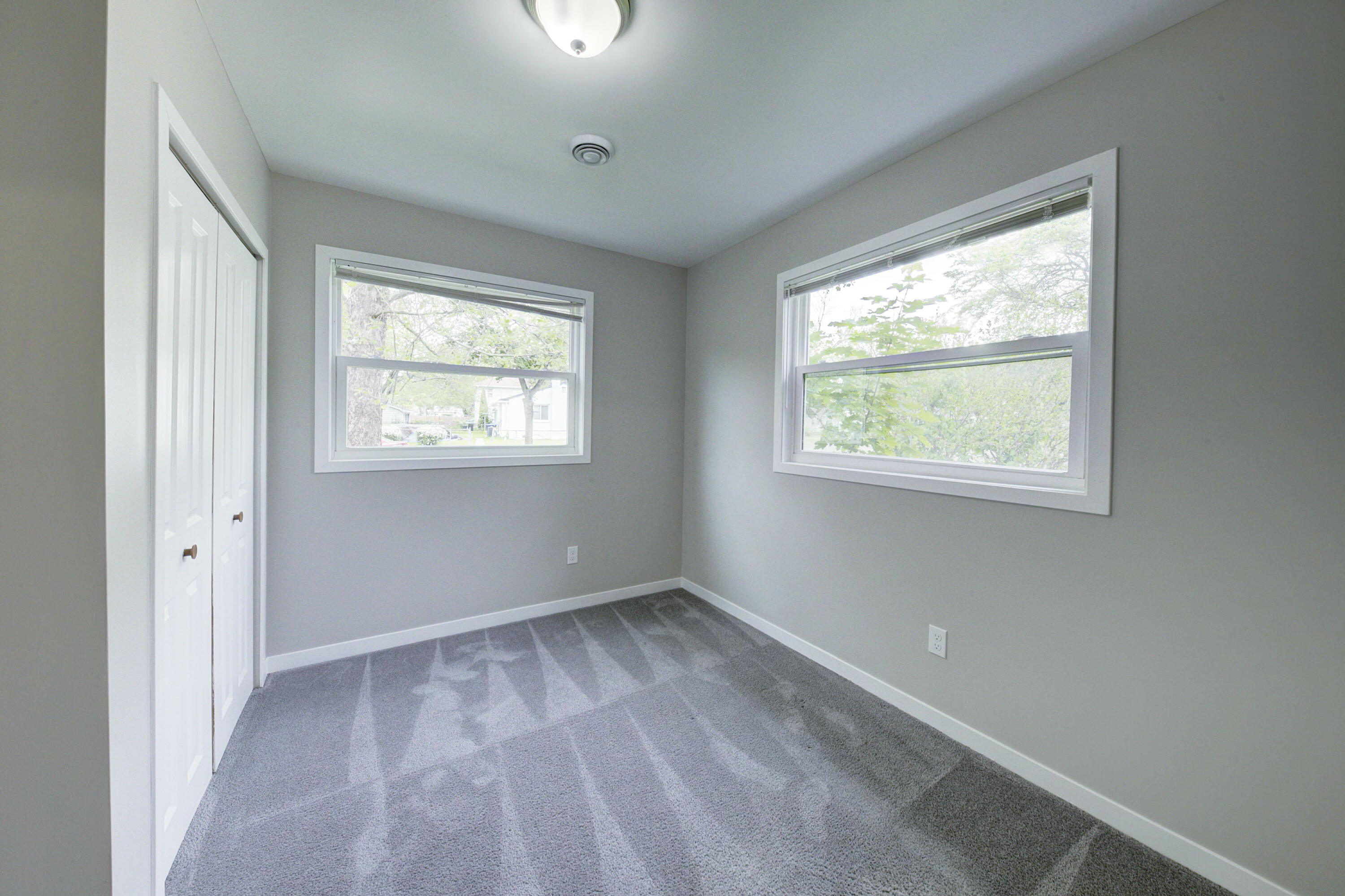 405 Ainsworth Circle