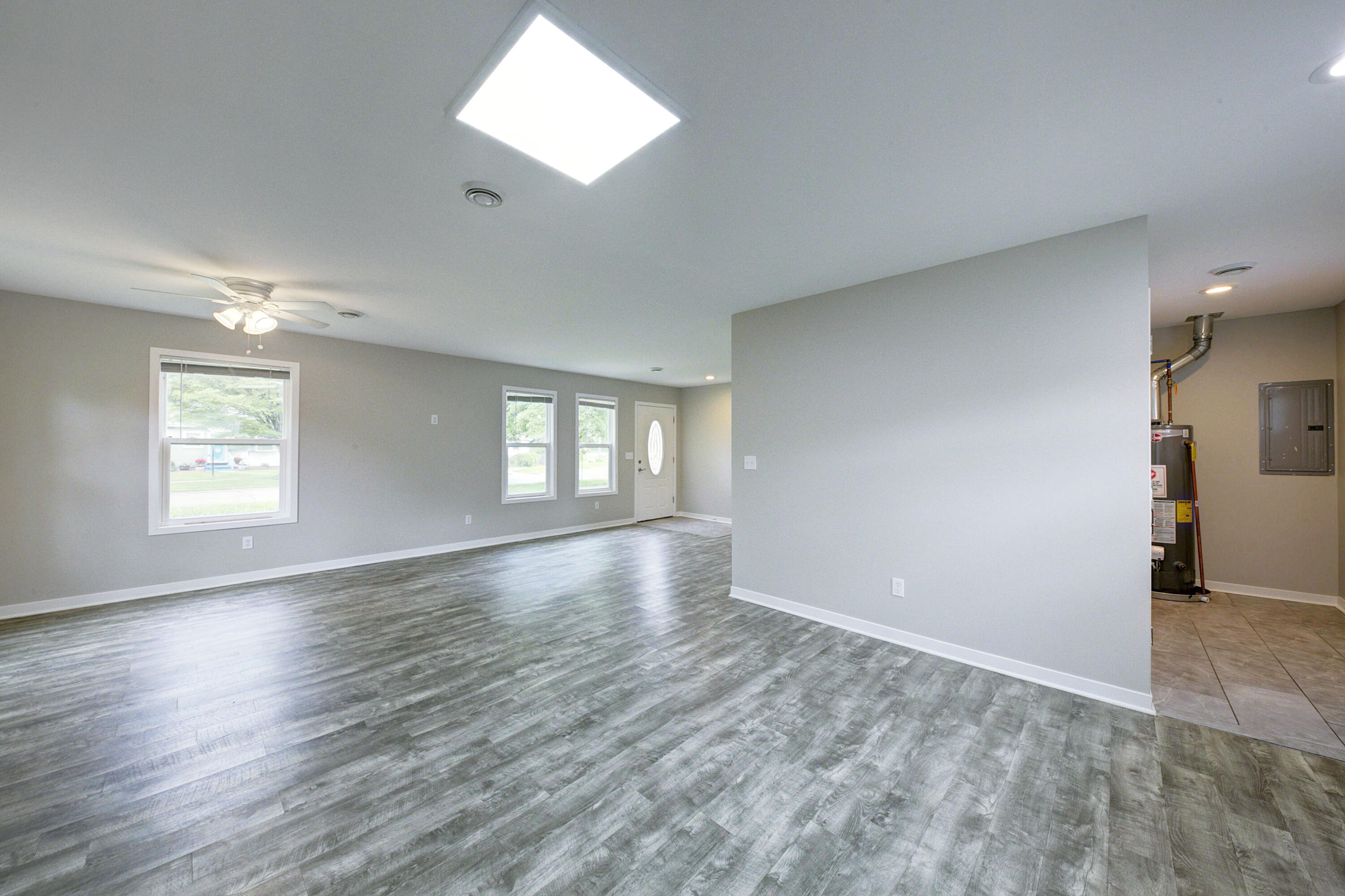405 Ainsworth Circle