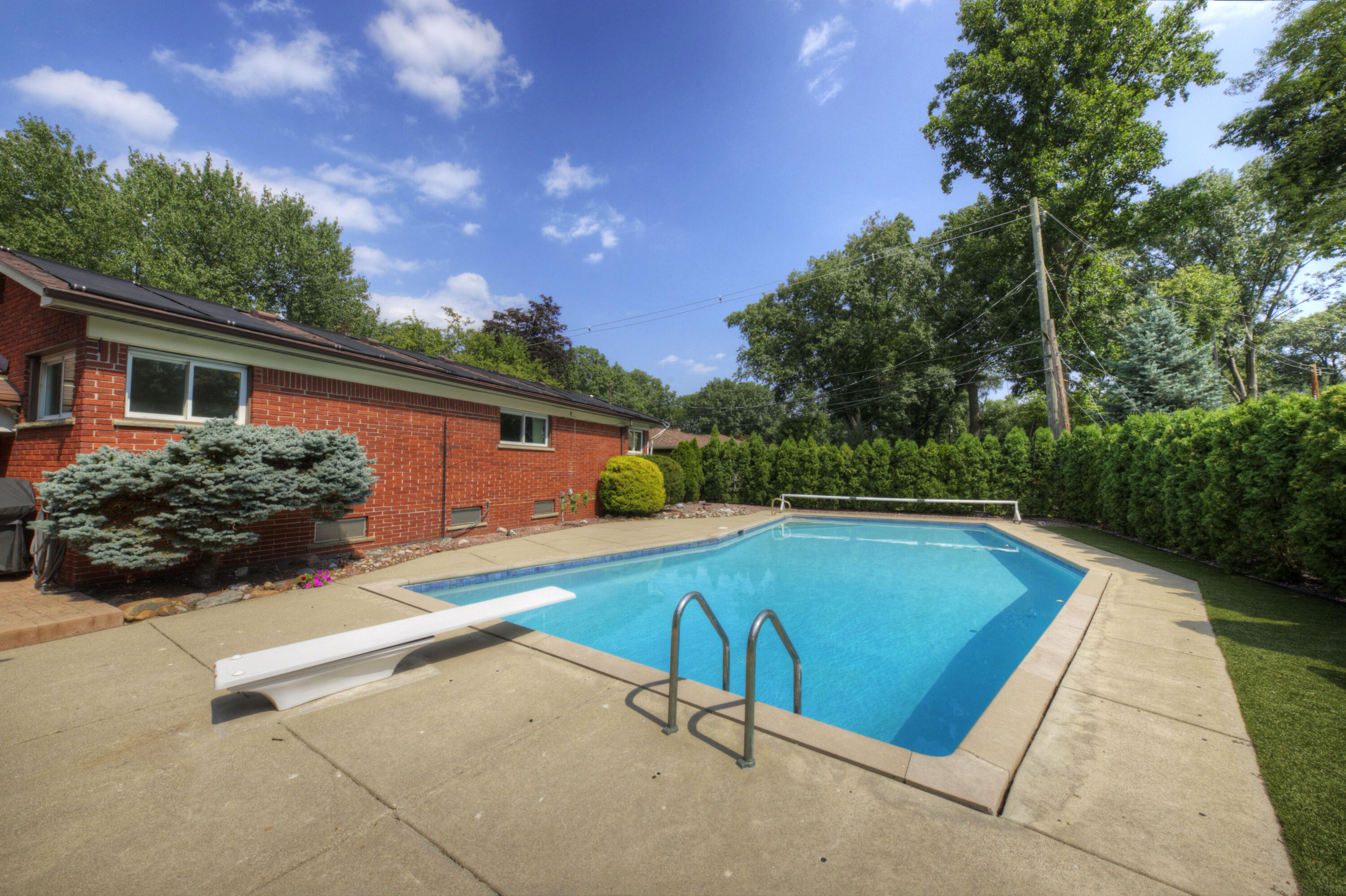 16226 Southampton Court