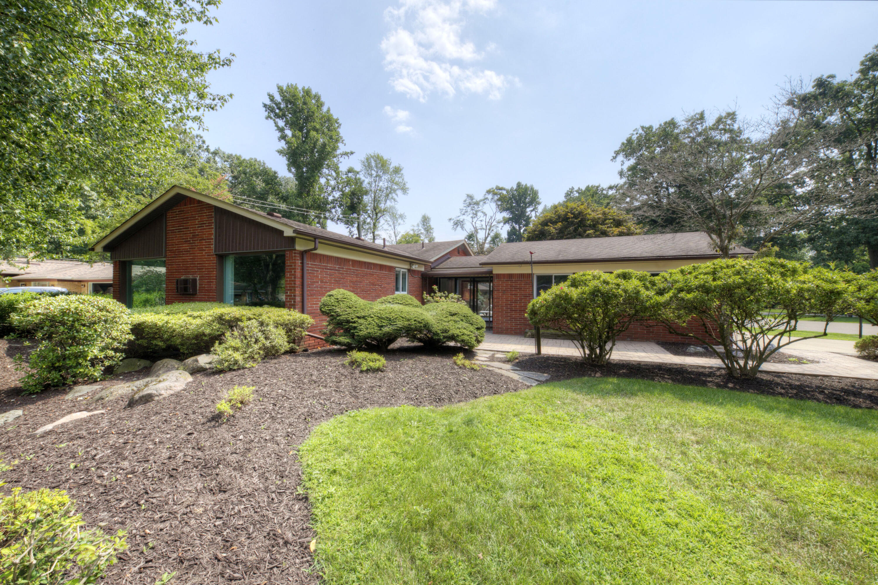 16226 Southampton Court