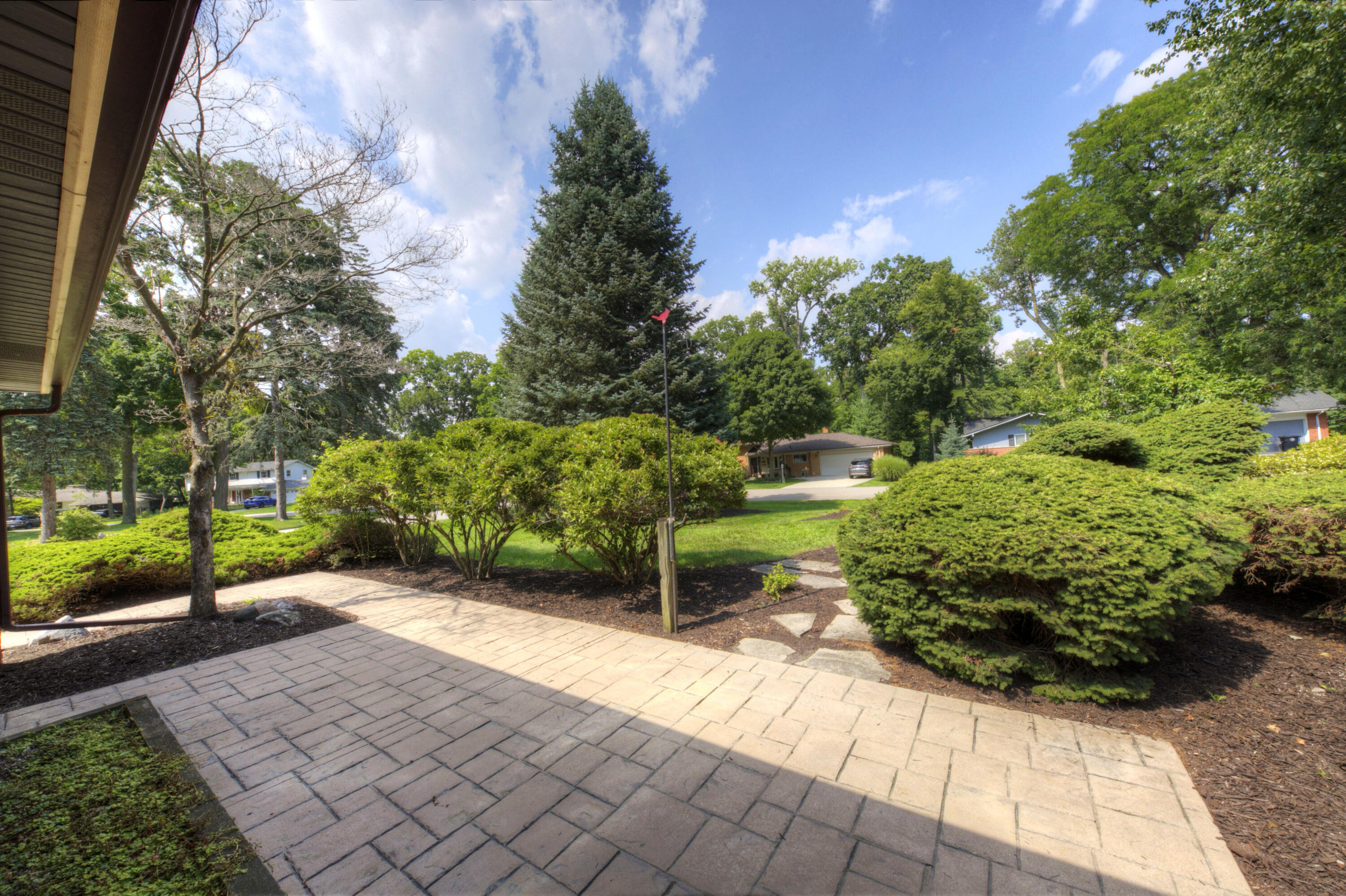 16226 Southampton Court