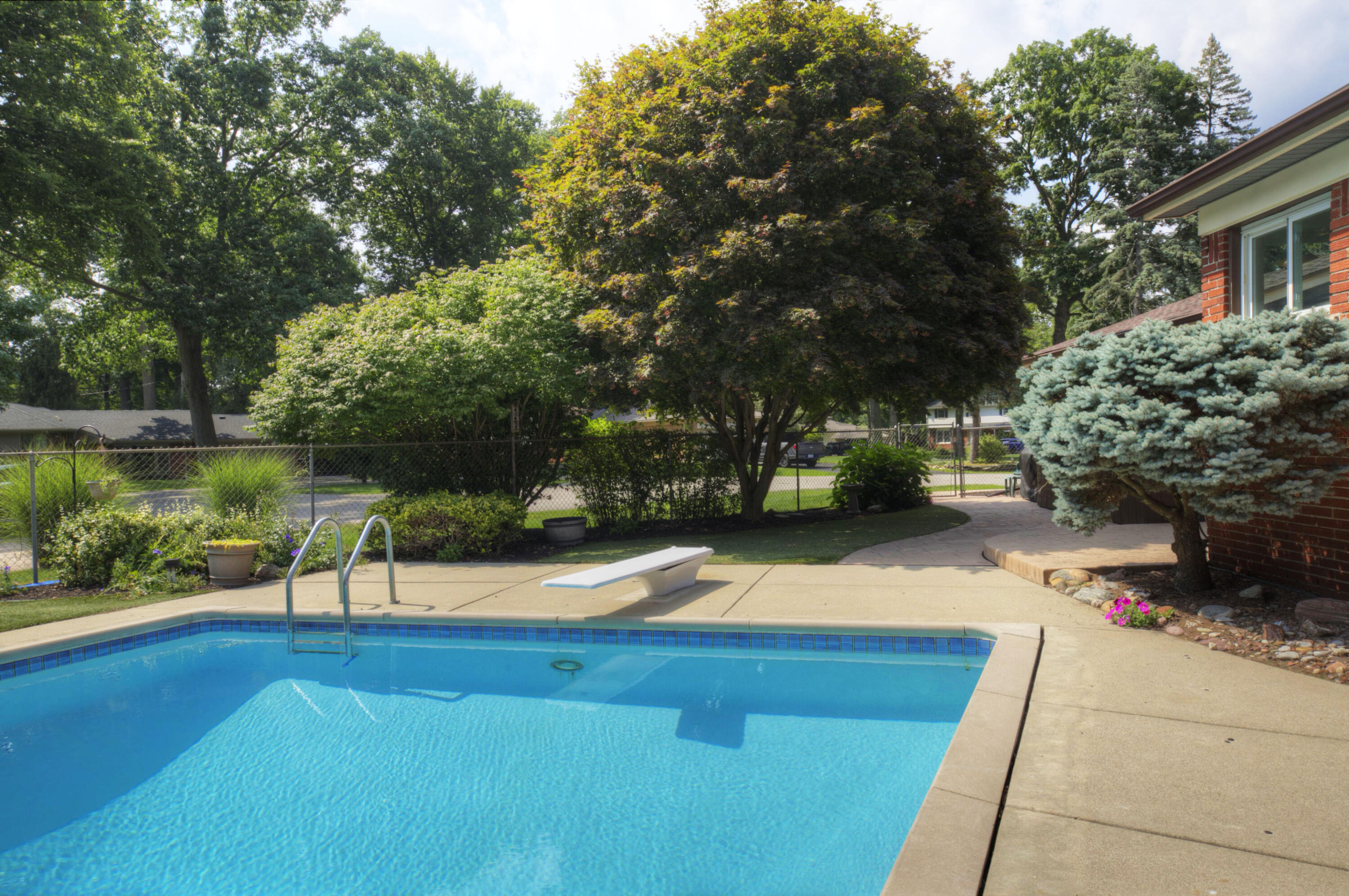 16226 Southampton Court